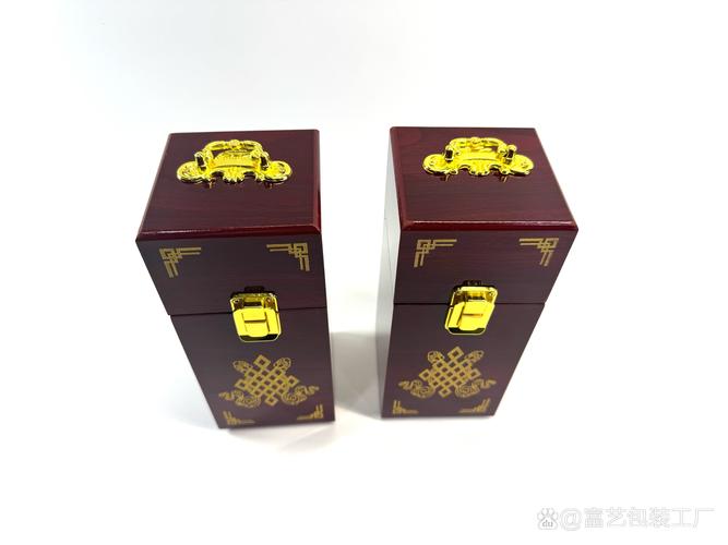 苍南县富艺工艺品厂是一家致力于生产礼品包装盒的供应商
